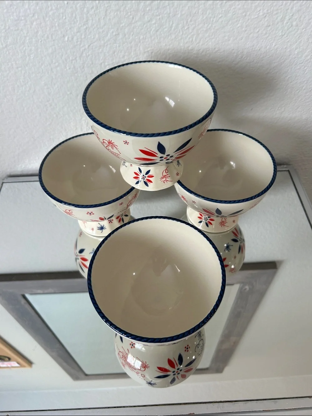 Temp-Tations ice Cream Dessert Bowls with Red & Navy, NWOT, never used
